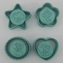 SET 4  SNOOPY DULCE SOLUCION