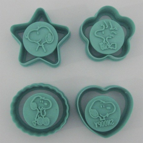 SET 4  SNOOPY DULCE SOLUCION