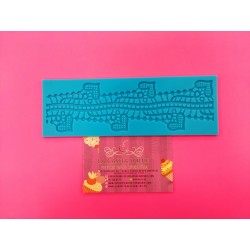 MOLDE ENCAJE CENEFA AMOR Y CORAZONES