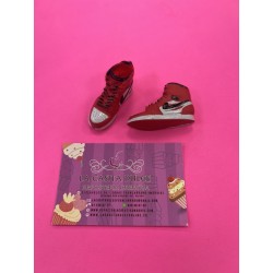 FIGURAS ZAPATILLAS DEPORTIVAS BOTA PVC