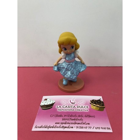 FIGURA CENICIENTA