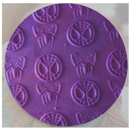 RODILLO TEXTURIZADOR SPIDERMAN MARVEL